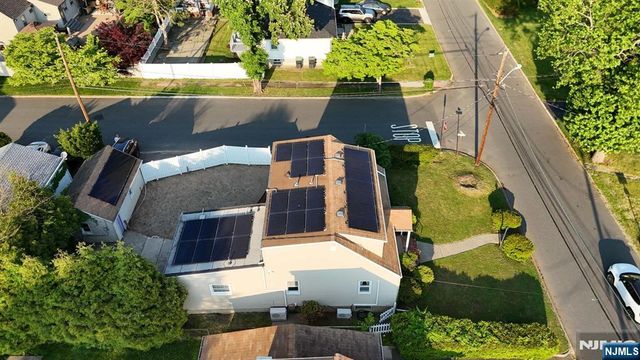 73 Highland Avenue, Bergenfield, NJ 07621