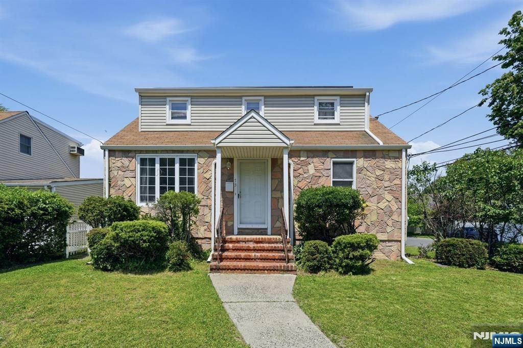73 Highland Avenue, Bergenfield, NJ 07621