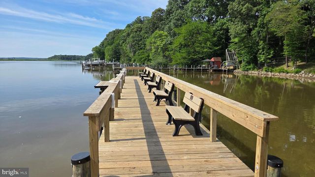 3901 LAKESIDE CT, Dunkirk, MD 20754