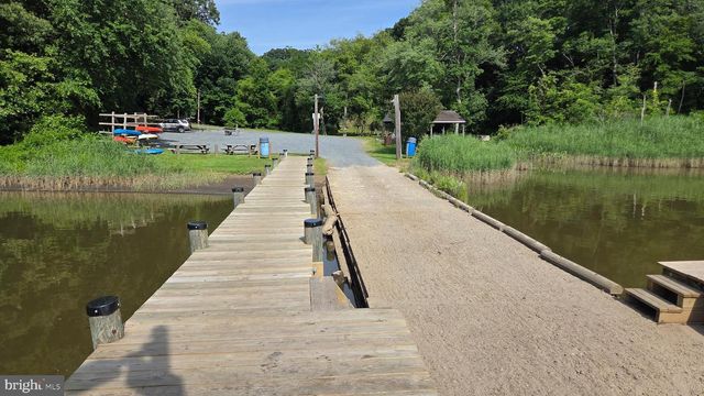 3901 LAKESIDE CT, Dunkirk, MD 20754
