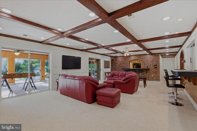 3901 LAKESIDE CT, Dunkirk, MD 20754