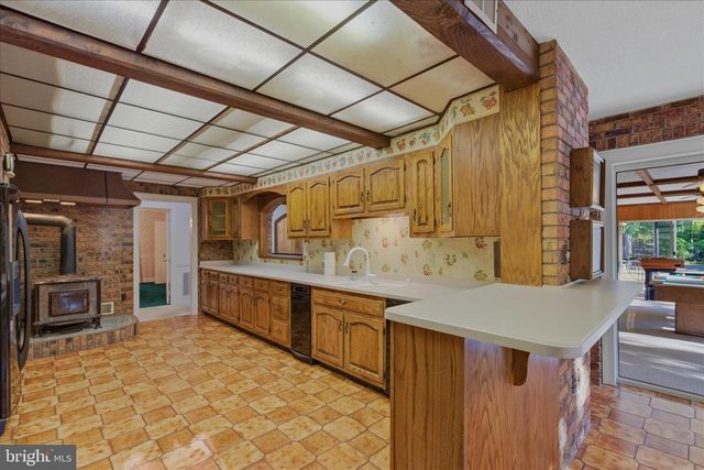 3901 LAKESIDE CT, Dunkirk, MD 20754