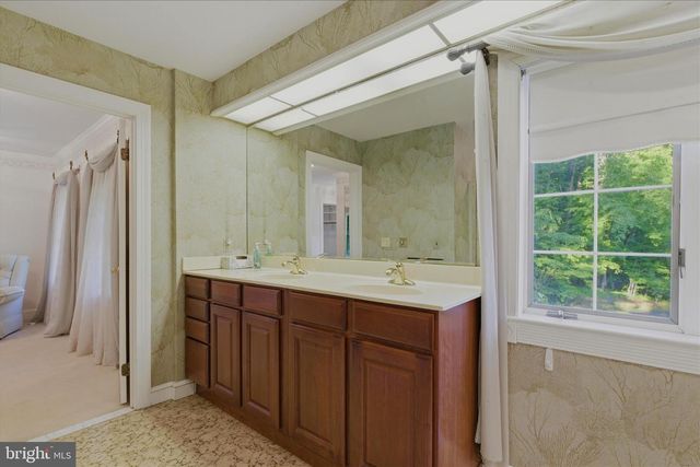 3901 LAKESIDE CT, Dunkirk, MD 20754
