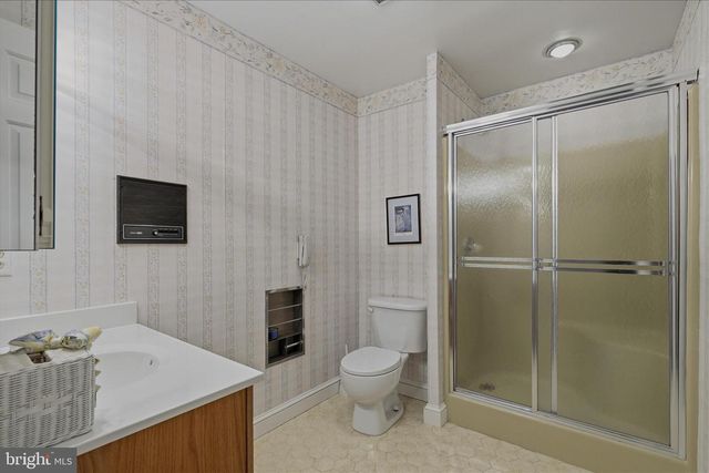 3901 LAKESIDE CT, Dunkirk, MD 20754
