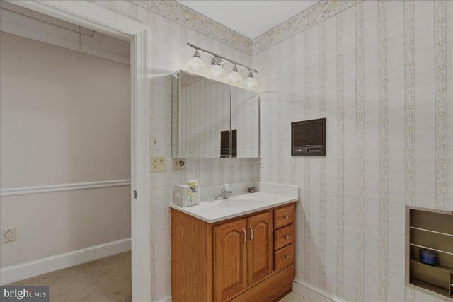 3901 LAKESIDE CT, Dunkirk, MD 20754