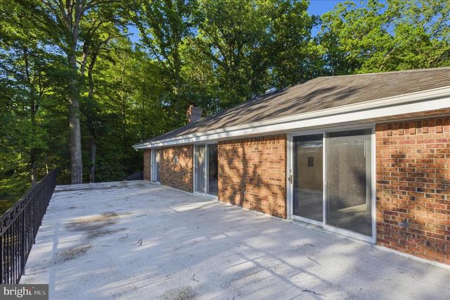 3901 LAKESIDE CT, Dunkirk, MD 20754