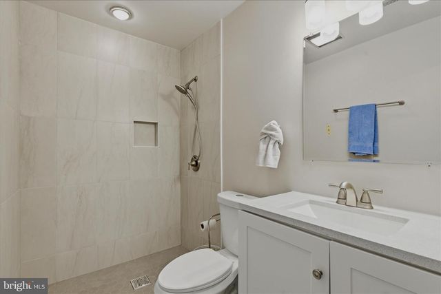 3901 LAKESIDE CT, Dunkirk, MD 20754