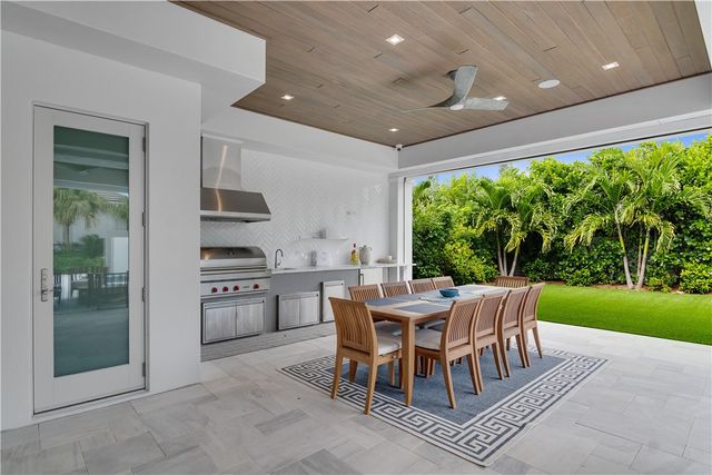 918 Surfsedge Way, Indian River Shores, FL 32963