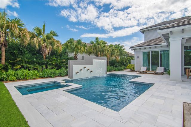 918 Surfsedge Way, Indian River Shores, FL 32963