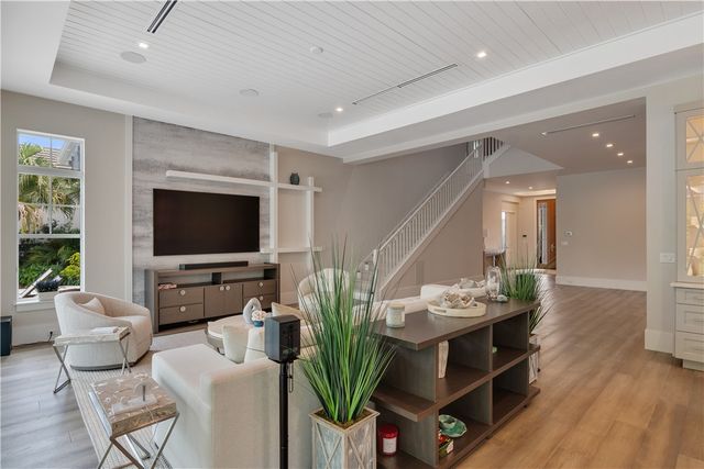 918 Surfsedge Way, Indian River Shores, FL 32963