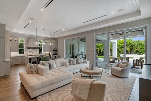 918 Surfsedge Way, Indian River Shores, FL 32963