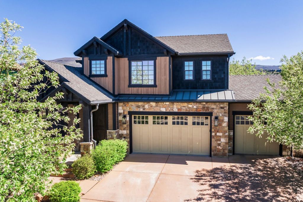 Image 2 of property listing at 618 N HAYSTACK MOUNTAIN DR, Heber City, UT 84032