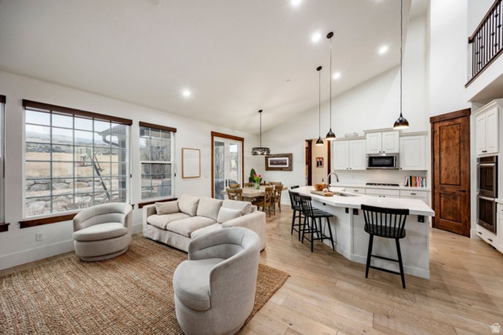 Image 12 of property listing at 618 N HAYSTACK MOUNTAIN DR, Heber City, UT 84032
