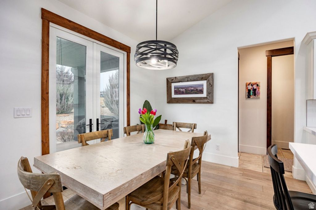 Image 15 of property listing at 618 N HAYSTACK MOUNTAIN DR, Heber City, UT 84032