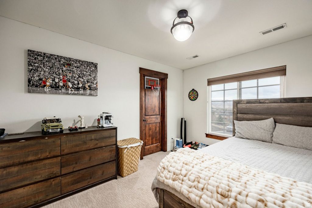 Image 24 of property listing at 618 N HAYSTACK MOUNTAIN DR, Heber City, UT 84032