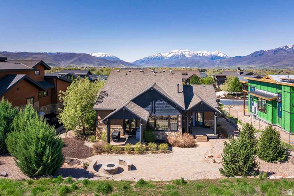 Image 39 of property listing at 618 N HAYSTACK MOUNTAIN DR, Heber City, UT 84032