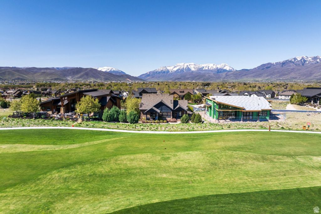 Image 43 of property listing at 618 N HAYSTACK MOUNTAIN DR, Heber City, UT 84032
