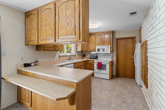 396 Golden Oak Dr, Meadow Vista, CA 95648