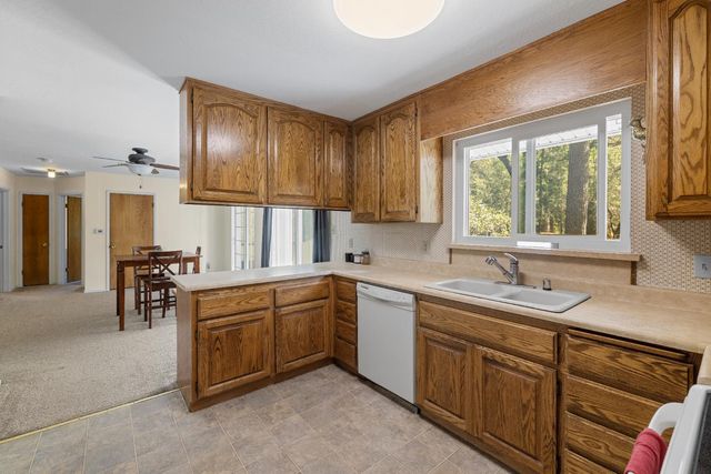 396 Golden Oak Dr, Meadow Vista, CA 95648