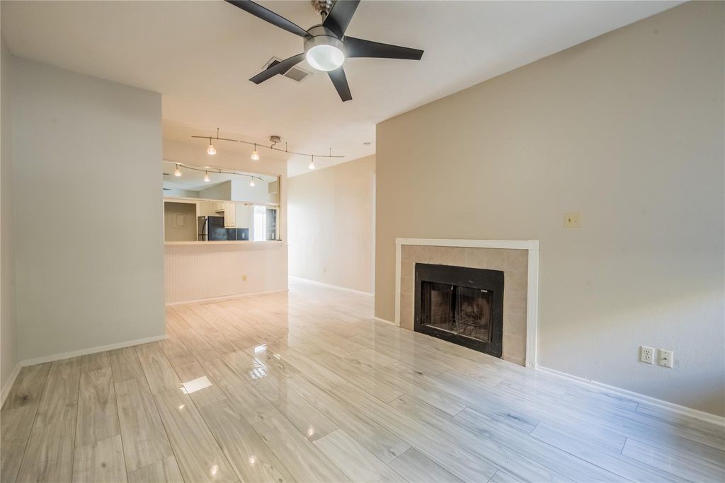 806 W 24th ST 236, Austin, TX 78705