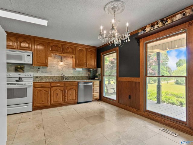 1347 Happy Hill Cut Off Road, Boaz, AL 35956