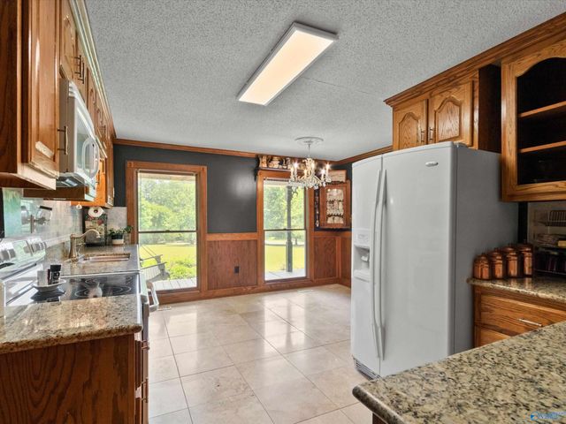 1347 Happy Hill Cut Off Road, Boaz, AL 35956