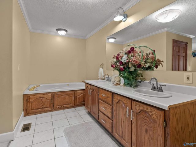 1347 Happy Hill Cut Off Road, Boaz, AL 35956
