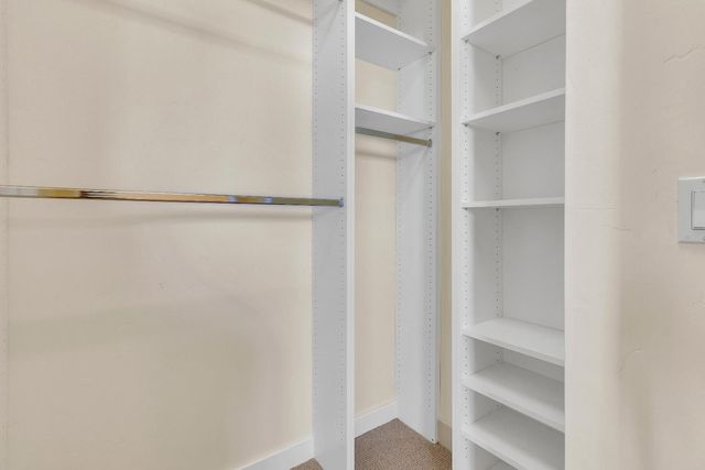 8 Kathy Ct, Sacramento, CA 95831