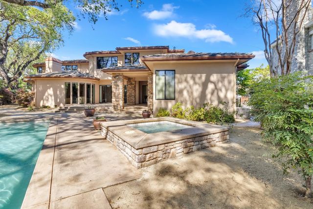 8 Kathy Ct, Sacramento, CA 95831