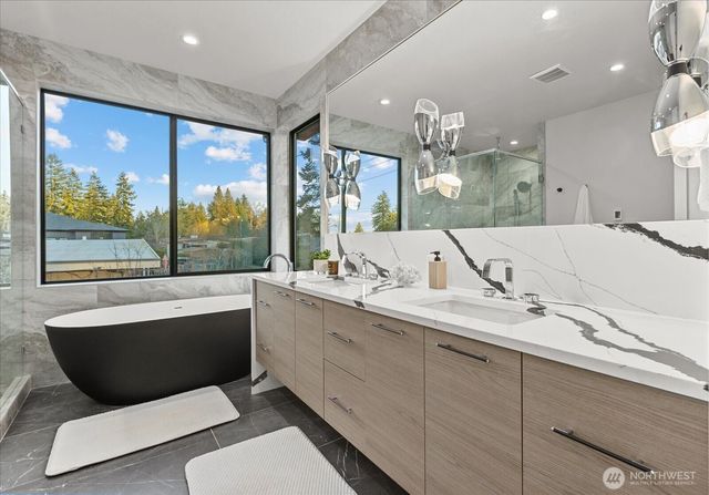 15411 SE 38th Street, Bellevue, WA 98006