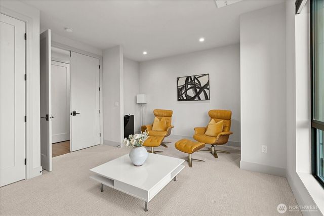 15411 SE 38th Street, Bellevue, WA 98006