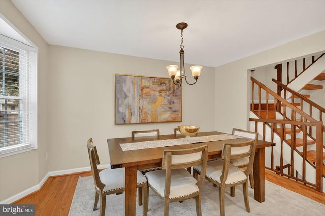 307 GUNDRY DR, Falls Church, VA 22046