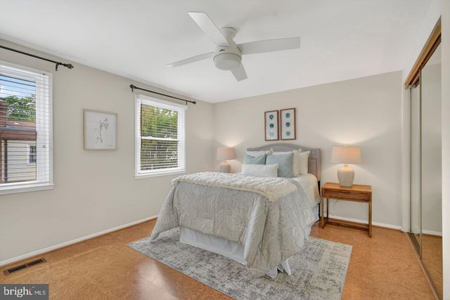 307 GUNDRY DR, Falls Church, VA 22046