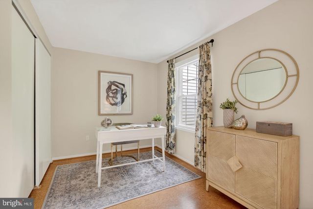 307 GUNDRY DR, Falls Church, VA 22046