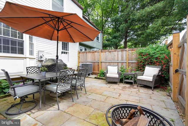 307 GUNDRY DR, Falls Church, VA 22046
