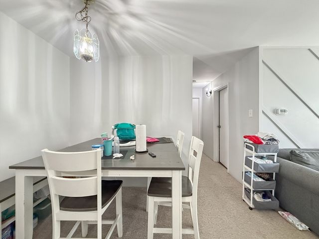 2 Village Way 6, Natick, MA 01760