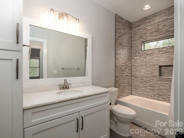 273 Ogana Court, Brevard, NC 28712