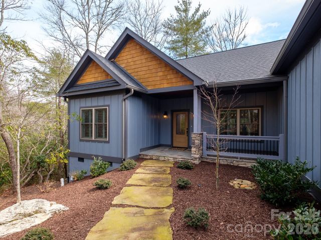 273 Ogana Court, Brevard, NC 28712