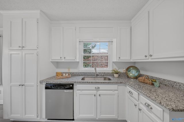 104 Reagan Lane, Huntsville, AL 35811