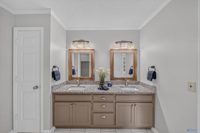 104 Reagan Lane, Huntsville, AL 35811