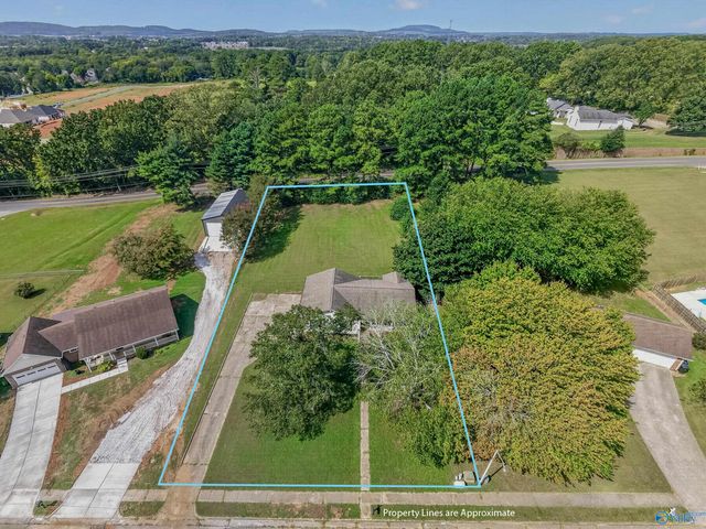 104 Reagan Lane, Huntsville, AL 35811