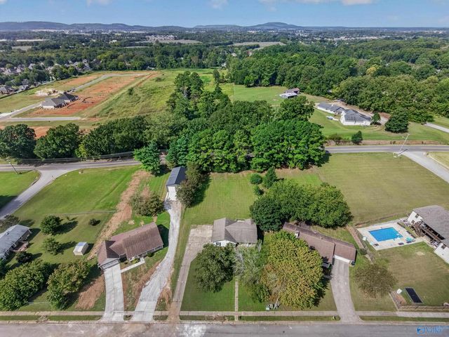 104 Reagan Lane, Huntsville, AL 35811