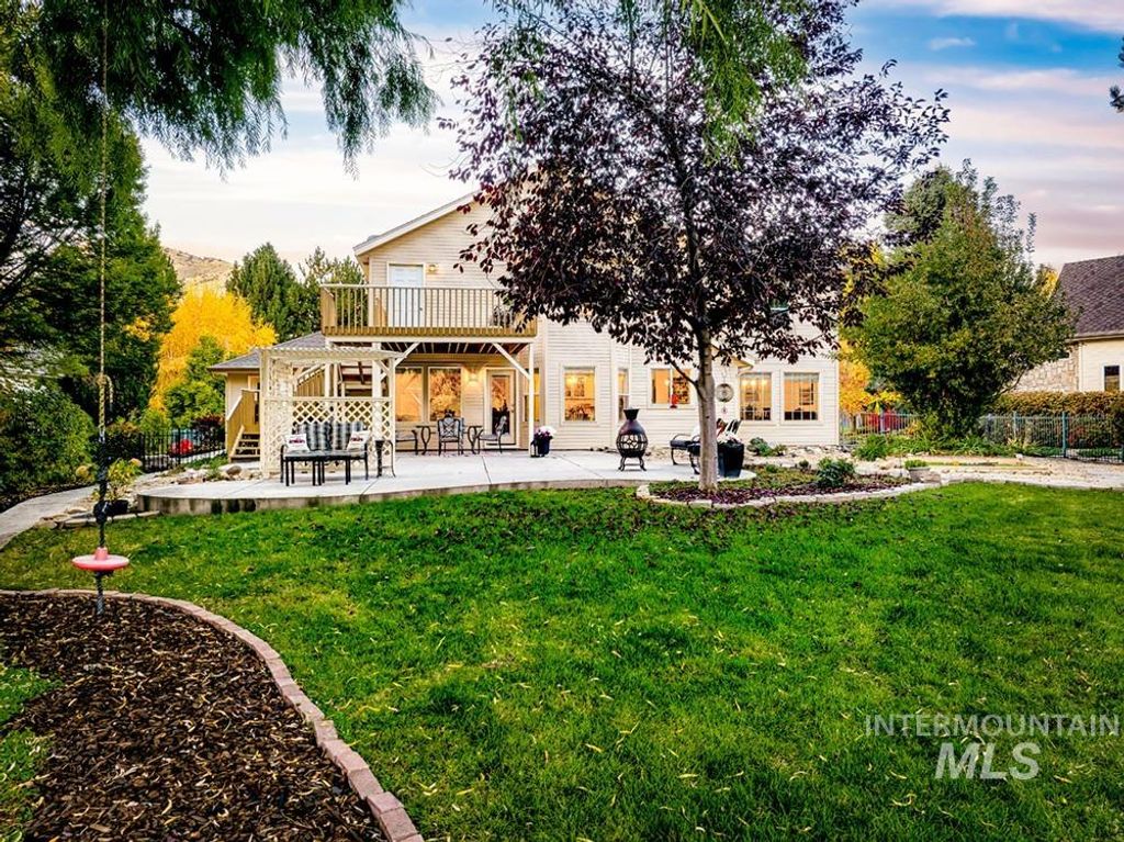 5216 N 36th St, Boise, ID 83703 photo 2