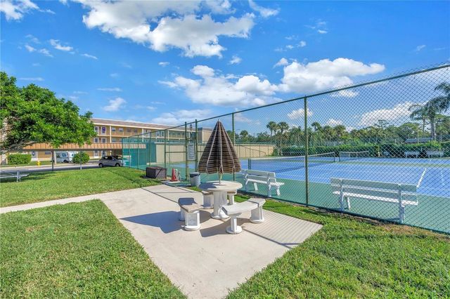 93 BOCA CIEGA POINT BOULEVARD N 93, St Petersburg, FL 33708