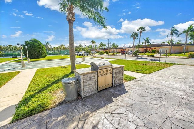 93 BOCA CIEGA POINT BOULEVARD N 93, St Petersburg, FL 33708