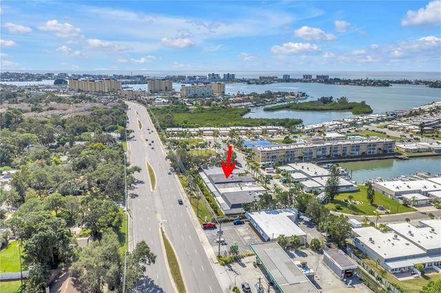 93 BOCA CIEGA POINT BOULEVARD N 93, St Petersburg, FL 33708