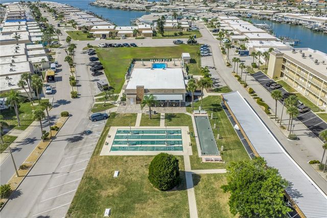 93 BOCA CIEGA POINT BOULEVARD N 93, St Petersburg, FL 33708