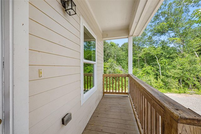 28096 Seven Sisters Road A, New Caney, TX 77357