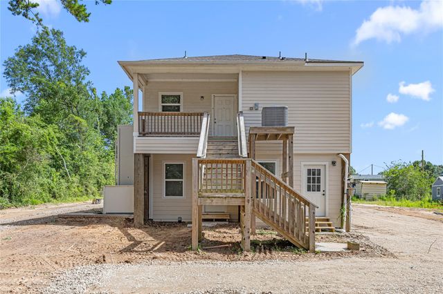 28096 Seven Sisters Road A, New Caney, TX 77357