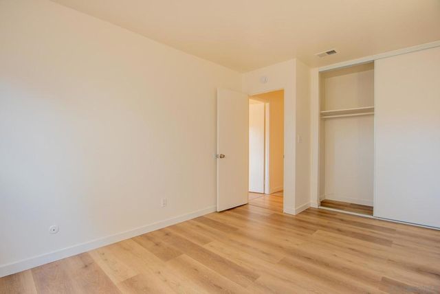1823 Sparks Ct., San Diego, CA 92110